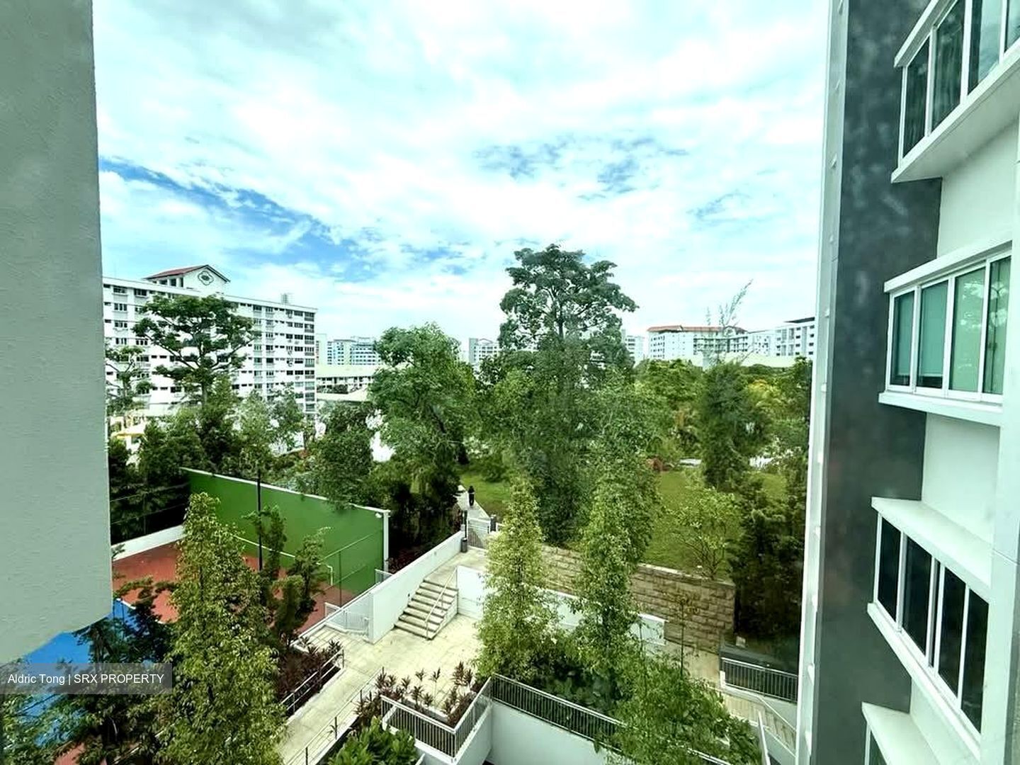 The Esparis (D18), Condominium #564243051